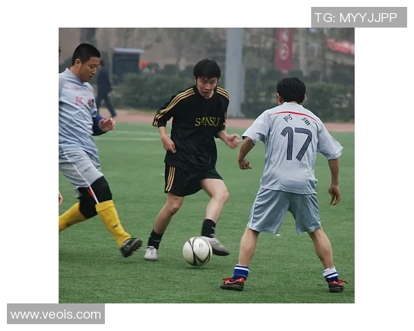 新年快乐男足球明星头像推荐让你的社交媒体焕然一新