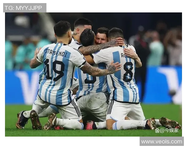 澳大利亚足球明星的精彩瞬间与传奇故事漫画展现